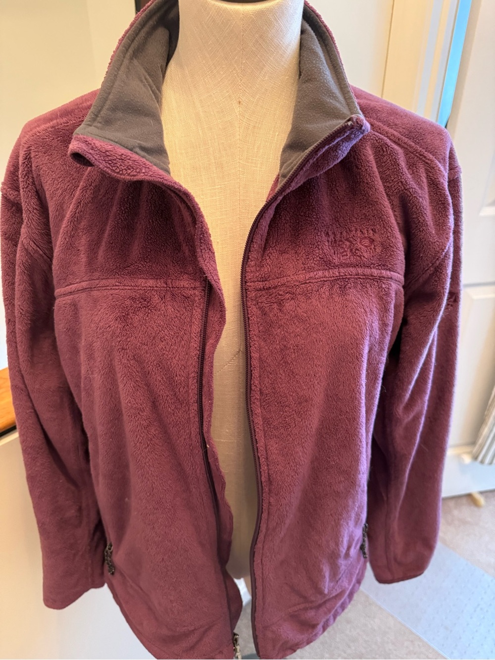 Mountain Hardwear Women's Plum Fleece Jacket - Purple Body, Gray Lining